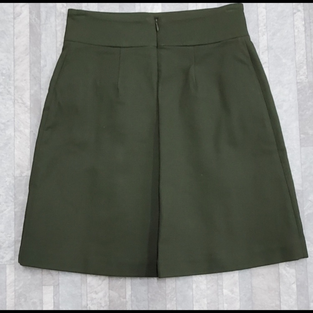 NWT BCBGMaxAzria Penny Military Pencil skirt olive - Picture 2 of 4